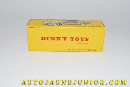 Le #4401 - Dinky Toys - Studebaker - Boite vide repro Commander est en vente sur Auto Jaune Junior ! Tekno, Politoys, Mebetoys, Mercury, Joal, Diapet, Märklin, TootsieToys.Vous avez le même jouet ? Profitez de notre expertise pour vous accompagner dans la vente de vos modèles ou votre collection ! Nous achetons tous lots de miniatures ! Contactez nous ! contact@autojaunejunior.com. 