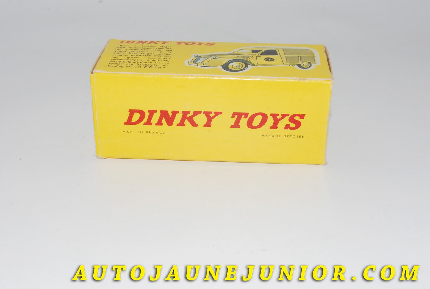 Le #4411 - Dinky Toys - Citroën - Boite vide (REPRO) 2Cv Fourgonette Wegenwacht est en vente sur Auto Jaune Junior ! Tekno, Politoys, Mebetoys, Mercury, Joal, Diapet, Märklin, TootsieToys.Vous avez le même jouet ? Profitez de notre expertise pour vous accompagner dans la vente de vos modèles ou votre collection ! Nous achetons tous lots de miniatures ! Contactez nous ! contact@autojaunejunior.com. 