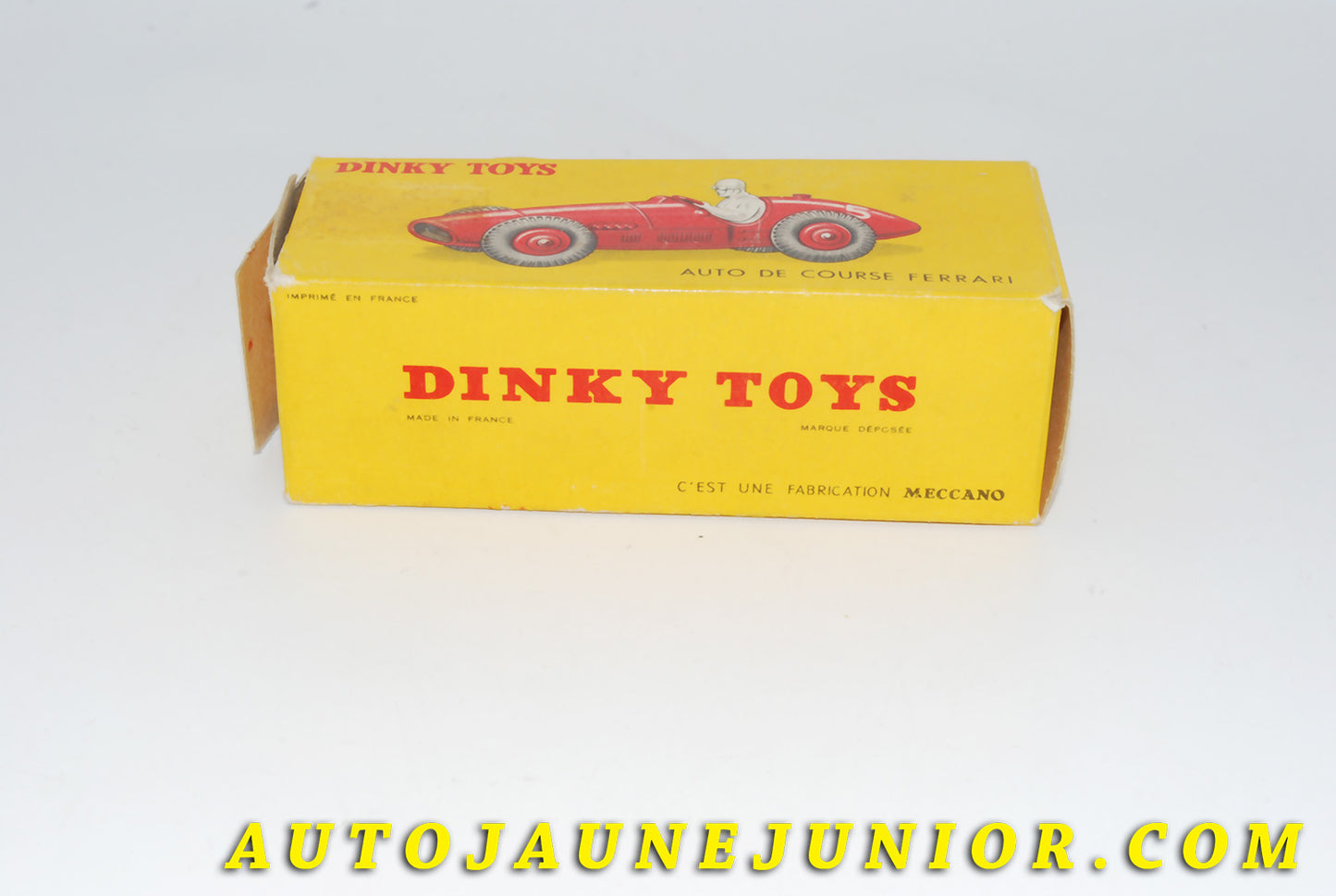 Le #4421 - Dinky Toys - Ferrari - Boite vide de 500F2 (rare et tardive version numérauté 511 !)  est en vente sur Auto Jaune Junior ! Tekno, Politoys, Mebetoys, Mercury, Joal, Diapet, Märklin, TootsieToys.Vous avez le même jouet ? Profitez de notre expertise pour vous accompagner dans la vente de vos modèles ou votre collection ! Nous achetons tous lots de miniatures ! Contactez nous ! contact@autojaunejunior.com. 