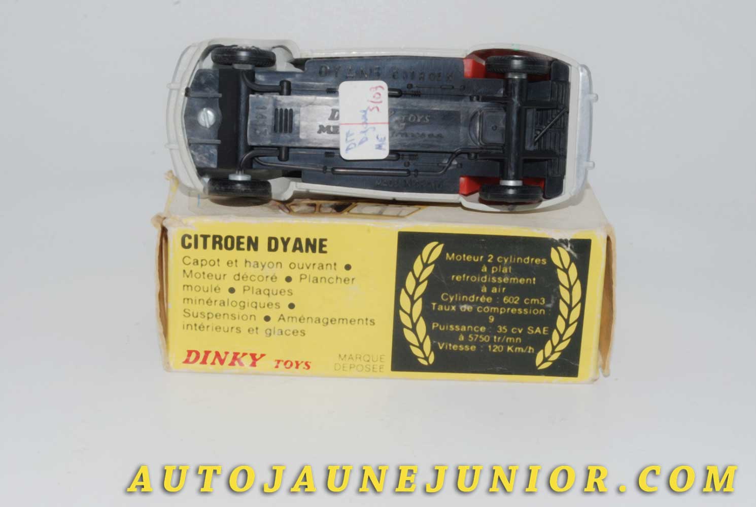 Le #4515 - Dinky Toys - Citroën - Dyane est en vente sur Auto Jaune Junior ! Tekno, Politoys, Mebetoys, Mercury, Joal, Diapet, Märklin, TootsieToys.Vous avez le même jouet ? Profitez de notre expertise pour vous accompagner dans la vente de vos modèles ou votre collection ! Nous achetons tous lots de miniatures ! Contactez nous ! contact@autojaunejunior.com. 