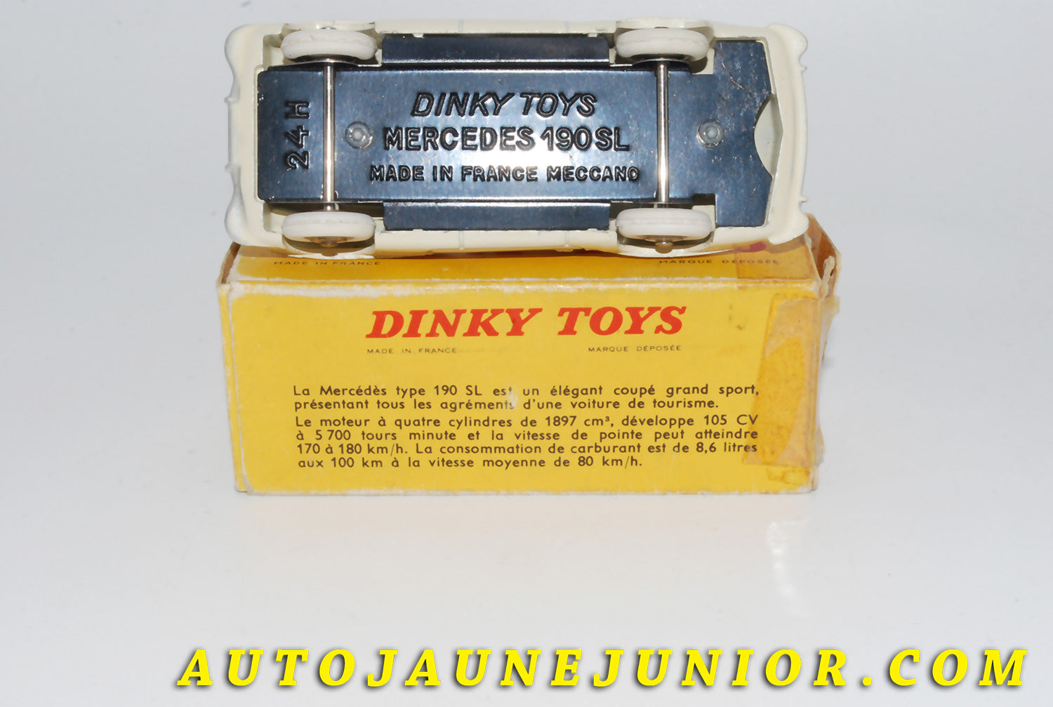 Le #4552 - Dinky Toys - Mercedes - 190 Sl est en vente sur Auto Jaune Junior ! Tekno, Politoys, Mebetoys, Mercury, Joal, Diapet, Märklin, TootsieToys.Vous avez le même jouet ? Profitez de notre expertise pour vous accompagner dans la vente de vos modèles ou votre collection ! Nous achetons tous lots de miniatures ! Contactez nous ! contact@autojaunejunior.com. 