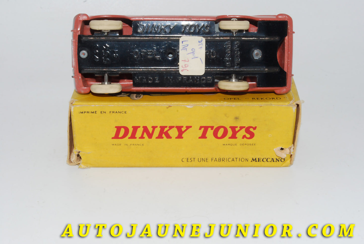 #4569 - Dinky Toys - Opel - Rekord 1961