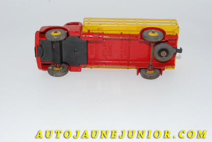 Le #4643 - Dinky Toys - Leyland - Comet camion ridelles ajourées est en vente sur Auto Jaune Junior ! Tekno, Politoys, Mebetoys, Mercury, Joal, Diapet, Märklin, TootsieToys.Vous avez le même jouet ? Profitez de notre expertise pour vous accompagner dans la vente de vos modèles ou votre collection ! Nous achetons tous lots de miniatures ! Contactez nous ! contact@autojaunejunior.com. 