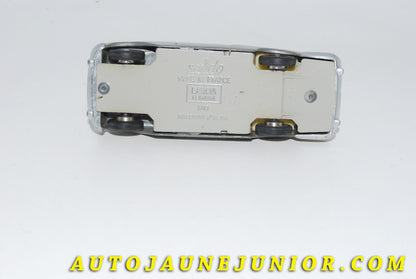 Le #4649 - Solido - Lancia - Flaminia est en vente sur Auto Jaune Junior ! Tekno, Politoys, Mebetoys, Mercury, Joal, Diapet, Märklin, TootsieToys.Vous avez le même jouet ? Profitez de notre expertise pour vous accompagner dans la vente de vos modèles ou votre collection ! Nous achetons tous lots de miniatures ! Contactez nous ! contact@autojaunejunior.com. 