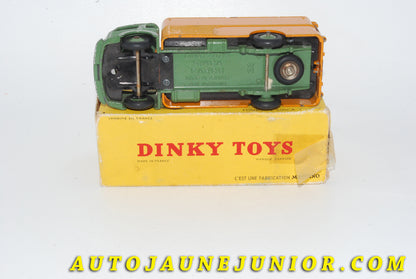 Le #4719 - Dinky Toys - Simca - Fourgon Cargo (Chassis de type B) est en vente sur Auto Jaune Junior ! Tekno, Politoys, Mebetoys, Mercury, Joal, Diapet, Märklin, TootsieToys.Vous avez le même jouet ? Profitez de notre expertise pour vous accompagner dans la vente de vos modèles ou votre collection ! Nous achetons tous lots de miniatures ! Contactez nous ! contact@autojaunejunior.com. 