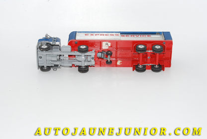 Le #4726 - Corgi Toys - Ford - H - Tracteur semi remorque fourgon "Express Service" (Première version !) est en vente sur Auto Jaune Junior ! Tekno, Politoys, Mebetoys, Mercury, Joal, Diapet, Märklin, TootsieToys.Vous avez le même jouet ? Profitez de notre expertise pour vous accompagner dans la vente de vos modèles ou votre collection ! Nous achetons tous lots de miniatures ! Contactez nous ! contact@autojaunejunior.com. 