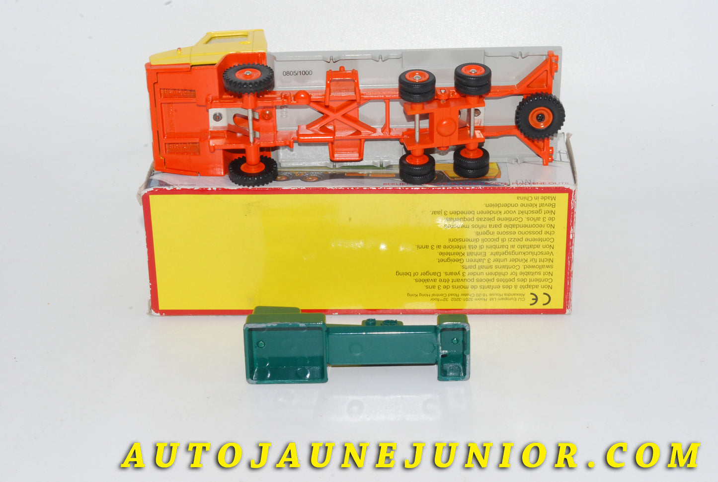 Le #4731 - Dinky Toys - Berliet - Stradair Plateau Porte-Machine à Outils (Dan Toys) est en vente sur Auto Jaune Junior ! Tekno, Politoys, Mebetoys, Mercury, Joal, Diapet, Märklin, TootsieToys.Vous avez le même jouet ? Profitez de notre expertise pour vous accompagner dans la vente de vos modèles ou votre collection ! Nous achetons tous lots de miniatures ! Contactez nous ! contact@autojaunejunior.com. 