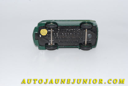 Le #4741 - Dinky Toys - Citroën - D3A fourgon postes Type 3 est en vente sur Auto Jaune Junior ! Tekno, Politoys, Mebetoys, Mercury, Joal, Diapet, Märklin, TootsieToys.Vous avez le même jouet ? Profitez de notre expertise pour vous accompagner dans la vente de vos modèles ou votre collection ! Nous achetons tous lots de miniatures ! Contactez nous ! contact@autojaunejunior.com. 