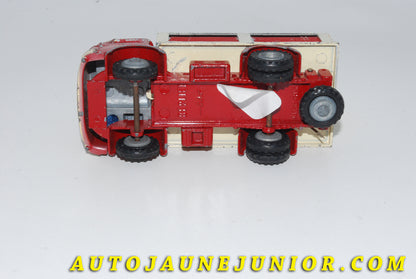 Le #4751 - France Jouet - Berliet - GAK Fourgon Viandes est en vente sur Auto Jaune Junior ! Tekno, Politoys, Mebetoys, Mercury, Joal, Diapet, Märklin, TootsieToys.Vous avez le même jouet ? Profitez de notre expertise pour vous accompagner dans la vente de vos modèles ou votre collection ! Nous achetons tous lots de miniatures ! Contactez nous ! contact@autojaunejunior.com. 