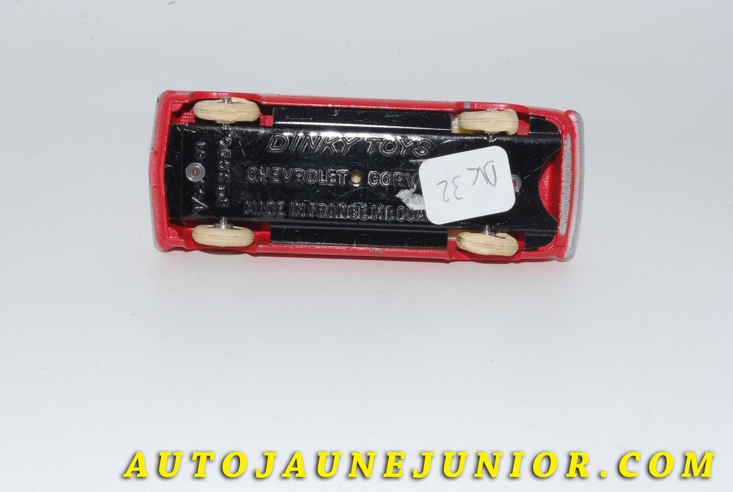 Le #4782 - Dinky Toys - Chevrolet - Corvair (Teinte rouge clair !) est en vente sur Auto Jaune Junior ! Tekno, Politoys, Mebetoys, Mercury, Joal, Diapet, Märklin, TootsieToys.Vous avez le même jouet ? Profitez de notre expertise pour vous accompagner dans la vente de vos modèles ou votre collection ! Nous achetons tous lots de miniatures ! Contactez nous ! contact@autojaunejunior.com. 