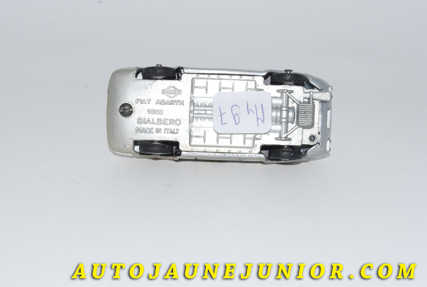 Le #4794 - Mercury - Fiat - Abarth 1000 Bialbero  #182 est en vente sur Auto Jaune Junior ! Tekno, Politoys, Mebetoys, Mercury, Joal, Diapet, Märklin, TootsieToys.Vous avez le même jouet ? Profitez de notre expertise pour vous accompagner dans la vente de vos modèles ou votre collection ! Nous achetons tous lots de miniatures ! Contactez nous ! contact@autojaunejunior.com. 