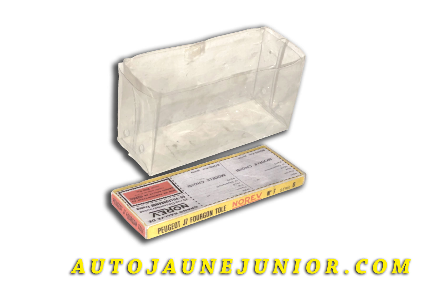 Le Norev Peugeot J7 Fourgon Tôlé (Boite Repro) est en vente sur Auto Jaune Junior ! Découvrez nos collections de diecast Tekno, Politoys, Mebetoys, Mercury, Joal, Diapet, Märklin, TootsieToys.AutoJaune Junior ; Vous avez le même jouet ? Profitez de notre expertise pour vous accompagner dans la vente de vos modèles ou votre collection ! Nous achetons tous lots de miniatures ! Contactez nous !
