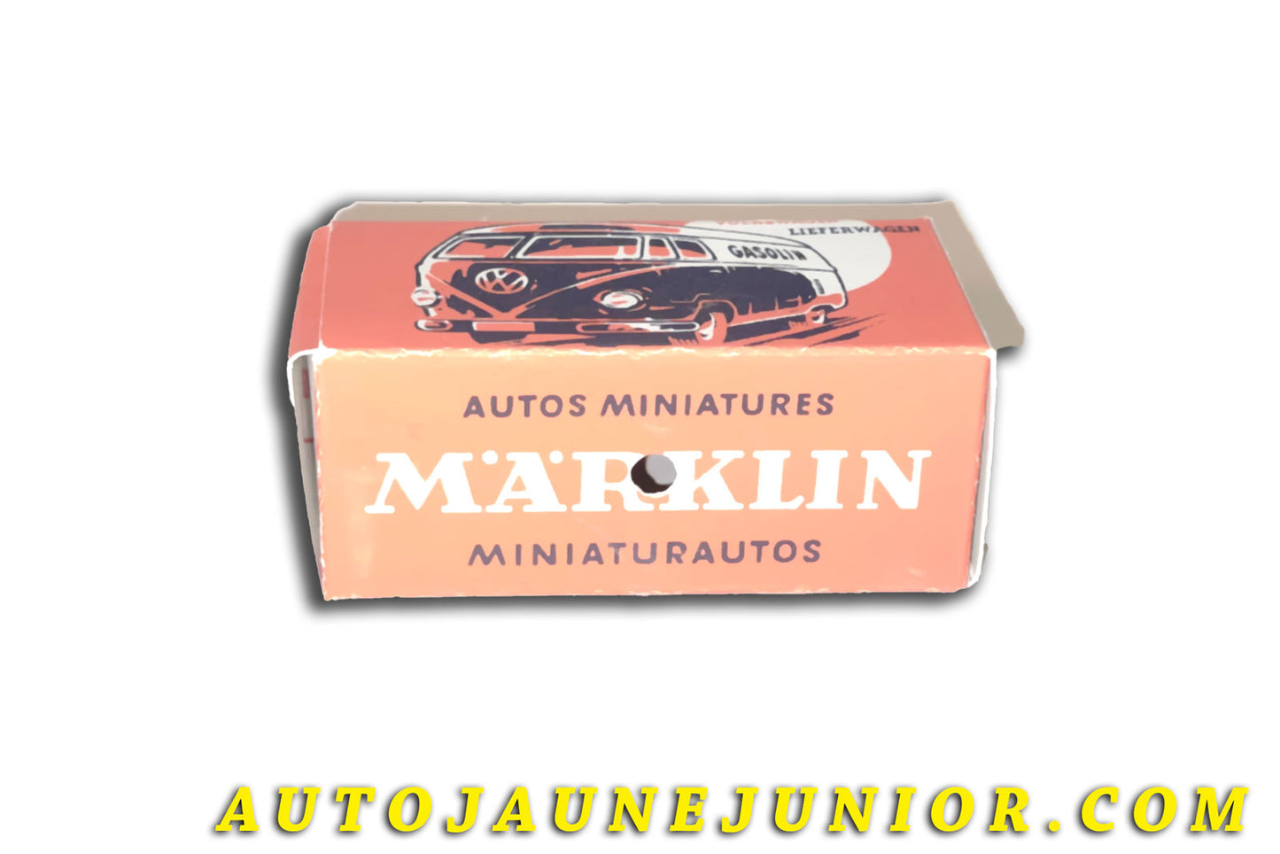 Le Märklin Volkswagen Boite vide Märklin (Repro) est en vente sur Auto Jaune Junior ! Découvrez nos collections de diecast Tekno, Politoys, Mebetoys, Mercury, Joal, Diapet, Märklin, TootsieToys.AutoJaune Junior ; Vous avez le même jouet ? Profitez de notre expertise pour vous accompagner dans la vente de vos modèles ou votre collection ! Nous achetons tous lots de miniatures ! Contactez nous !