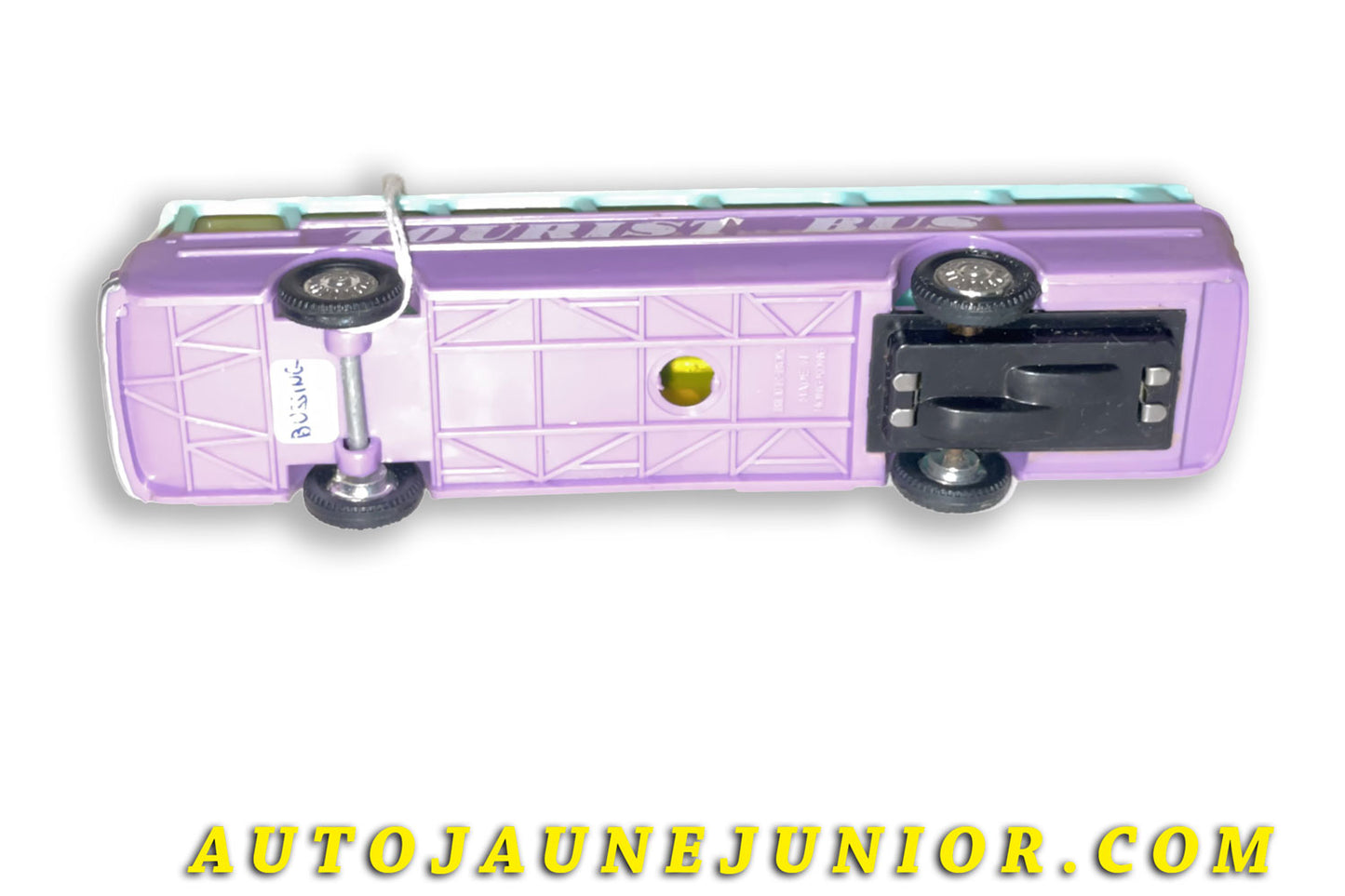 Le Blue Box Bussing Autocar de ligne "Tourist Bus" est en vente sur Auto Jaune Junior ! Découvrez nos collections de diecast Tekno, Politoys, Mebetoys, Mercury, Joal, Diapet, Märklin, TootsieToys.AutoJaune Junior ; Vous avez le même jouet ? Profitez de notre expertise pour vous accompagner dans la vente de vos modèles ou votre collection ! Nous achetons tous lots de miniatures ! Contactez nous !