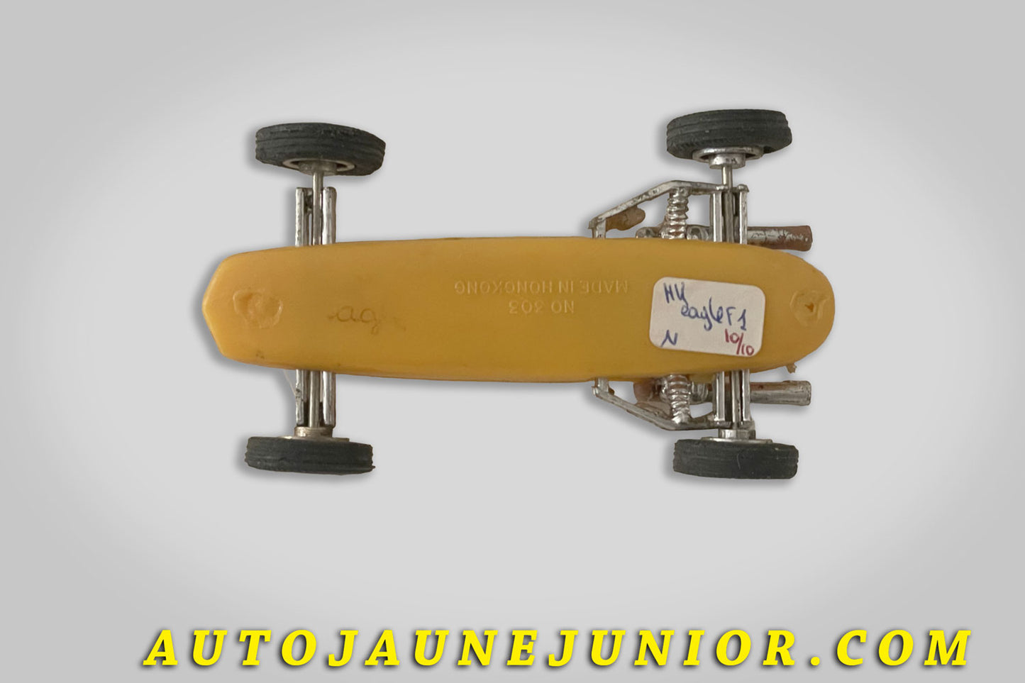 Le Hong-Kong Eagle Monoplace Formule 1 est en vente sur Auto Jaune Junior ! Découvrez nos collections de diecast Tekno, Politoys, Mebetoys, Mercury, Joal, Diapet, Märklin, TootsieToys.AutoJaune Junior ; Vous avez le même jouet ? Profitez de notre expertise pour vous accompagner dans la vente de vos modèles ou votre collection ! Nous achetons tous lots de miniatures ! Contactez nous !