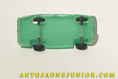 Le Hong-Kong Austin A 103 est en vente sur Auto Jaune Junior ! Découvrez nos collections de diecast Tekno, Politoys, Mebetoys, Mercury, Joal, Diapet, Märklin, TootsieToys.AutoJaune Junior ; Vous avez le même jouet ? Profitez de notre expertise pour vous accompagner dans la vente de vos modèles ou votre collection ! Nous achetons tous lots de miniatures ! Contactez nous !