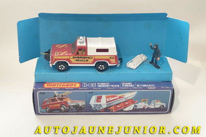 Le Matchbox Plymouth Pick Up  "Emergency Rescue" est en vente sur Auto Jaune Junior ! Découvrez nos collections de diecast Tekno, Politoys, Mebetoys, Mercury, Joal, Diapet, Märklin, TootsieToys.AutoJaune Junior ; Vous avez le même jouet ? Profitez de notre expertise pour vous accompagner dans la vente de vos modèles ou votre collection ! Nous achetons tous lots de miniatures ! Contactez nous !