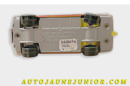 Le Matchbox Mercedes 350 SLC est en vente sur Auto Jaune Junior ! Découvrez nos collections de diecast Tekno, Politoys, Mebetoys, Mercury, Joal, Diapet, Märklin, TootsieToys.AutoJaune Junior ; Vous avez le même jouet ? Profitez de notre expertise pour vous accompagner dans la vente de vos modèles ou votre collection ! Nous achetons tous lots de miniatures ! Contactez nous !