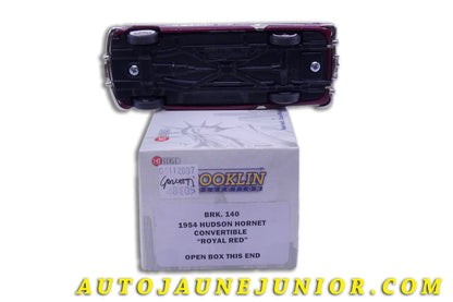 Le Brooklin Hudson Hornet Cabriolet "Royal Red" 1954 est en vente sur Auto Jaune Junior ! Découvrez nos collections de diecast Tekno, Politoys, Mebetoys, Mercury, Joal, Diapet, Märklin, TootsieToys.AutoJaune Junior ; Vous avez le même jouet ? Profitez de notre expertise pour vous accompagner dans la vente de vos modèles ou votre collection ! Nous achetons tous lots de miniatures ! Contactez nous !