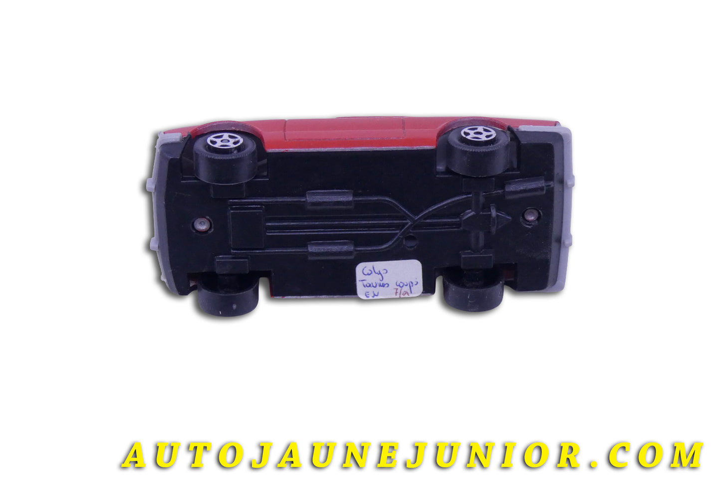 Le Calgo Ford Movic semi remorque citerne Esso est en vente sur Auto Jaune Junior ! Découvrez nos collections de diecast Tekno, Politoys, Mebetoys, Mercury, Joal, Diapet, Märklin, TootsieToys.AutoJaune Junior ; Vous avez le même jouet ? Profitez de notre expertise pour vous accompagner dans la vente de vos modèles ou votre collection ! Nous achetons tous lots de miniatures ! Contactez nous !