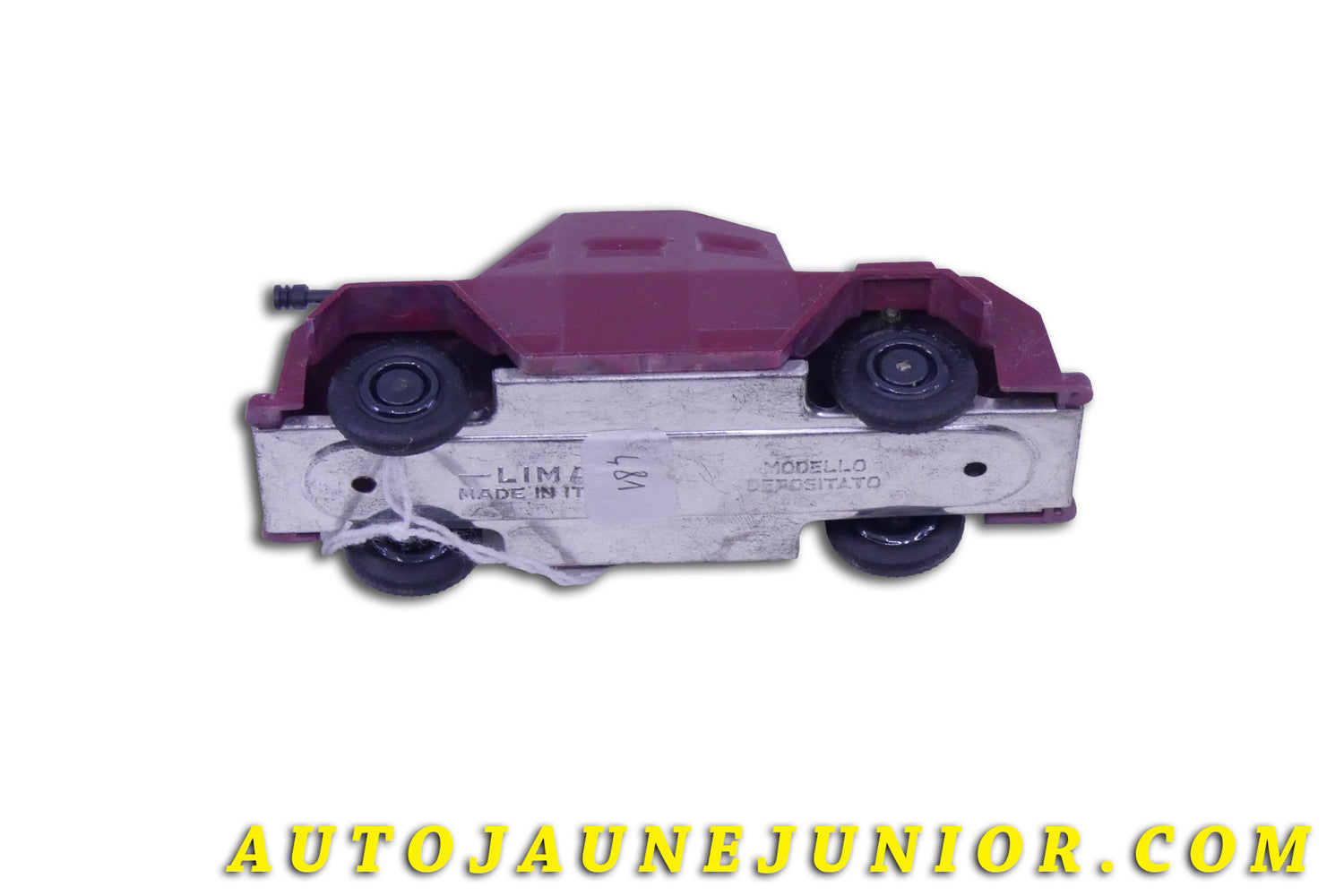 Le Lima Engin Engin Blindé Automitrailleuse Us Army est en vente sur Auto Jaune Junior ! Découvrez nos collections de diecast Tekno, Politoys, Mebetoys, Mercury, Joal, Diapet, Märklin, TootsieToys.AutoJaune Junior ; Vous avez le même jouet ? Profitez de notre expertise pour vous accompagner dans la vente de vos modèles ou votre collection ! Nous achetons tous lots de miniatures ! Contactez nous !