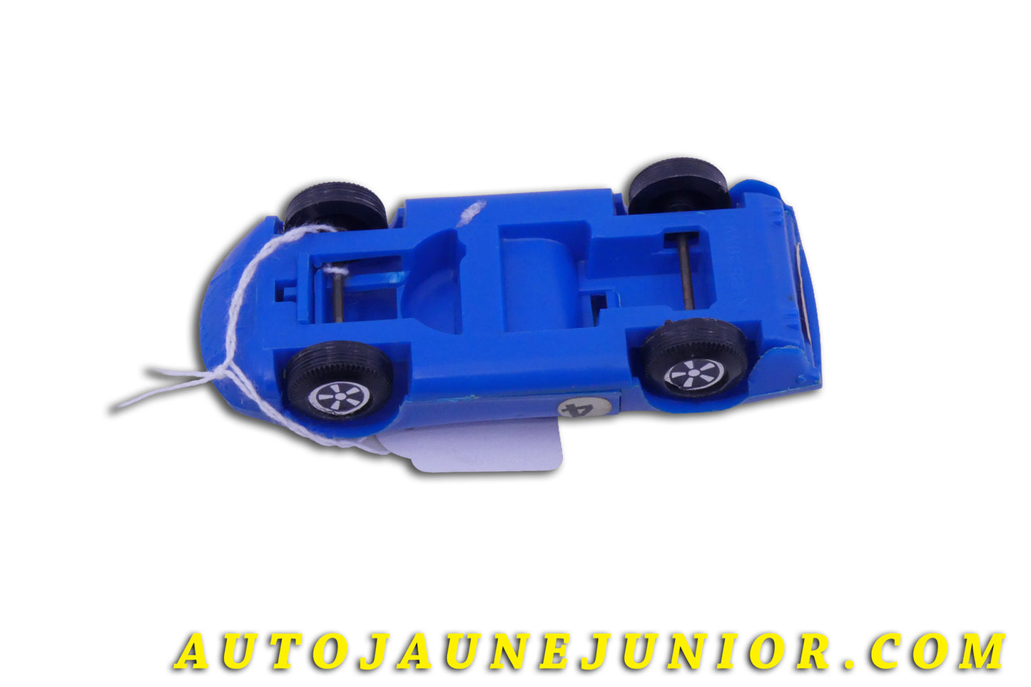 Le France Lamborghini Mira  est en vente sur Auto Jaune Junior ! Découvrez nos collections de diecast Tekno, Politoys, Mebetoys, Mercury, Joal, Diapet, Märklin, TootsieToys.AutoJaune Junior ; Vous avez le même jouet ? Profitez de notre expertise pour vous accompagner dans la vente de vos modèles ou votre collection ! Nous achetons tous lots de miniatures ! Contactez nous !