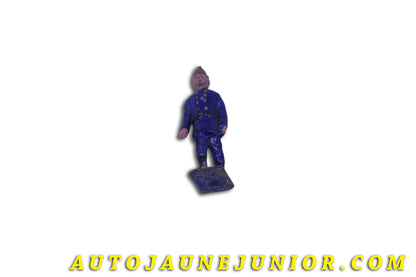Le Taylor and Barett Personnage Pompier qui marche est en vente sur Auto Jaune Junior ! Découvrez nos collections de diecast Tekno, Politoys, Mebetoys, Mercury, Joal, Diapet, Märklin, TootsieToys.AutoJaune Junior ; Vous avez le même jouet ? Profitez de notre expertise pour vous accompagner dans la vente de vos modèles ou votre collection ! Nous achetons tous lots de miniatures ! Contactez nous !