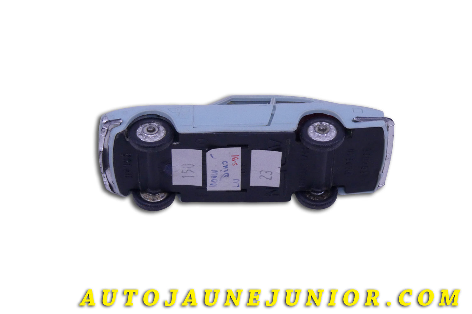 Le Norev Fiat Dino Coupé est en vente sur Auto Jaune Junior ! Découvrez nos collections de diecast Tekno, Politoys, Mebetoys, Mercury, Joal, Diapet, Märklin, TootsieToys.AutoJaune Junior ; Vous avez le même jouet ? Profitez de notre expertise pour vous accompagner dans la vente de vos modèles ou votre collection ! Nous achetons tous lots de miniatures ! Contactez nous !