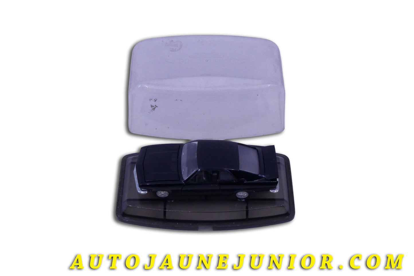 Le #5252 - Pilen - Opel - Manta est en vente sur Auto Jaune Junior ! Tekno, Politoys, Mebetoys, Mercury, Joal, Diapet, Märklin, TootsieToys.Vous avez le même jouet ? Profitez de notre expertise pour vous accompagner dans la vente de vos modèles ou votre collection ! Nous achetons tous lots de miniatures ! Contactez nous ! contact@autojaunejunior.com. 