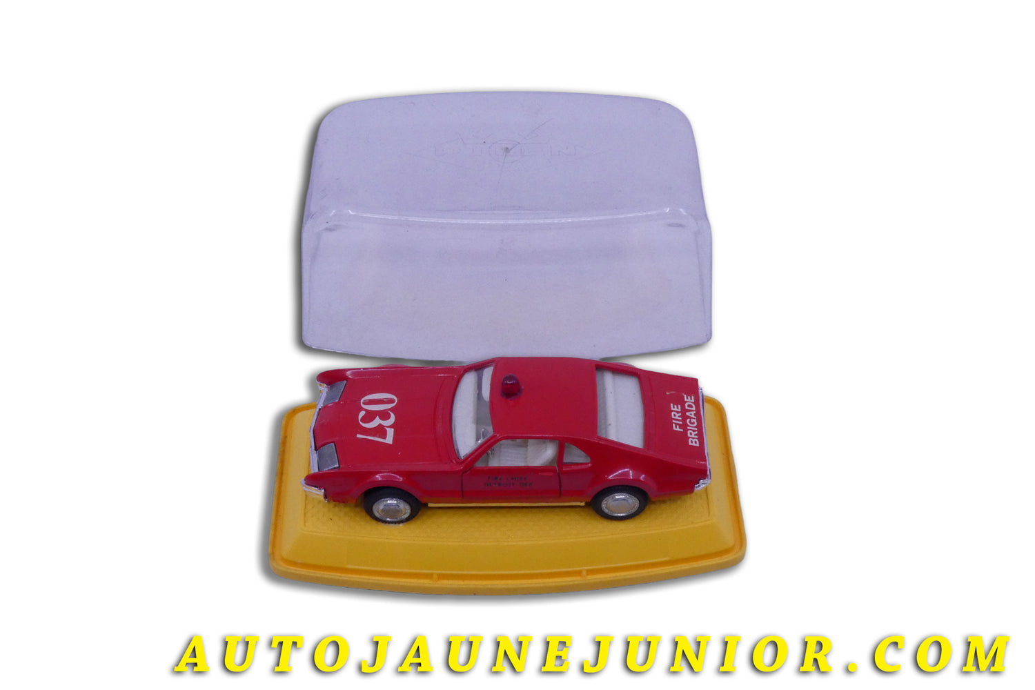 Le #5254 - Pilen - Oldsmobile - Toronado "Fire Chief' est en vente sur Auto Jaune Junior ! Tekno, Politoys, Mebetoys, Mercury, Joal, Diapet, Märklin, TootsieToys.Vous avez le même jouet ? Profitez de notre expertise pour vous accompagner dans la vente de vos modèles ou votre collection ! Nous achetons tous lots de miniatures ! Contactez nous ! contact@autojaunejunior.com. 