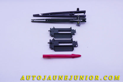 Le #5447 - Solido - Ensemble de constructeurs différents - Lot Accessoires  est en vente sur Auto Jaune Junior ! Tekno, Politoys, Mebetoys, Mercury, Joal, Diapet, Märklin, TootsieToys.Vous avez le même jouet ? Profitez de notre expertise pour vous accompagner dans la vente de vos modèles ou votre collection ! Nous achetons tous lots de miniatures ! Contactez nous ! contact@autojaunejunior.com. 