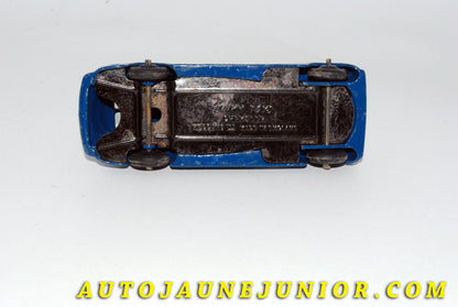 Le #5500 - Dinky Toys - Chrysler - Royal Saloon est en vente sur Auto Jaune Junior ! Tekno, Politoys, Mebetoys, Mercury, Joal, Diapet, Märklin, TootsieToys.Vous avez le même jouet ? Profitez de notre expertise pour vous accompagner dans la vente de vos modèles ou votre collection ! Nous achetons tous lots de miniatures ! Contactez nous ! contact@autojaunejunior.com. 