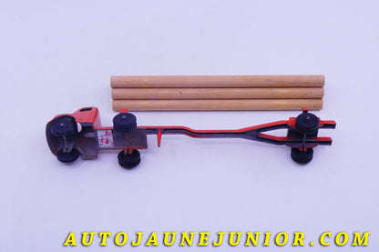 Le #5800 - Ralstoy - Ford - Cabover Tracteur semi remorque fardier est en vente sur Auto Jaune Junior ! Tekno, Politoys, Mebetoys, Mercury, Joal, Diapet, Märklin, TootsieToys.Vous avez le même jouet ? Profitez de notre expertise pour vous accompagner dans la vente de vos modèles ou votre collection ! Nous achetons tous lots de miniatures ! Contactez nous ! contact@autojaunejunior.com. 