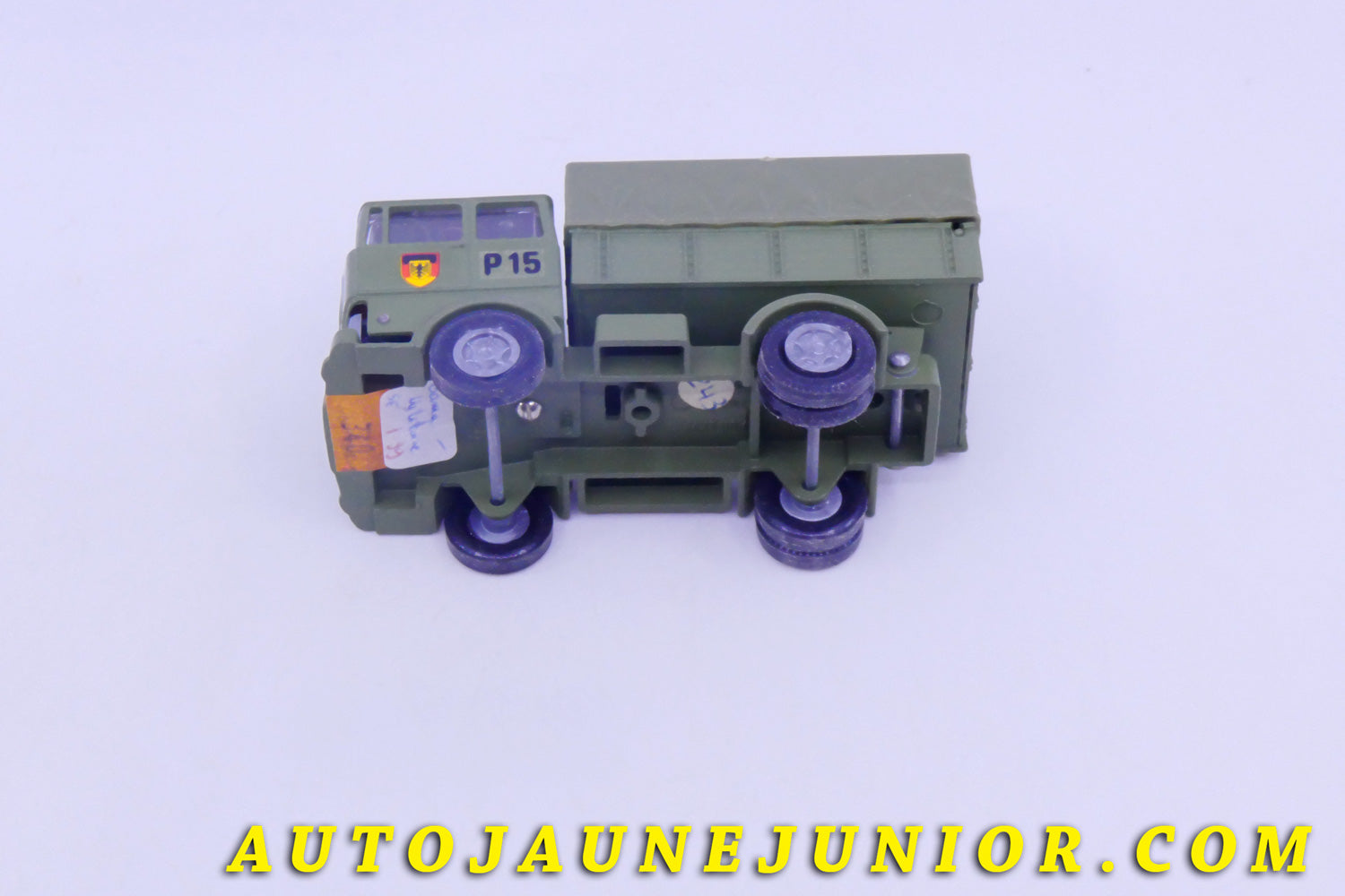 Le #5817 - Gama - FAUN-Werke AG - LKW Camion     Plateau bâché de la Bundeswehr est en vente sur Auto Jaune Junior ! Tekno, Politoys, Mebetoys, Mercury, Joal, Diapet, Märklin, TootsieToys.Vous avez le même jouet ? Profitez de notre expertise pour vous accompagner dans la vente de vos modèles ou votre collection ! Nous achetons tous lots de miniatures ! Contactez nous ! contact@autojaunejunior.com. 