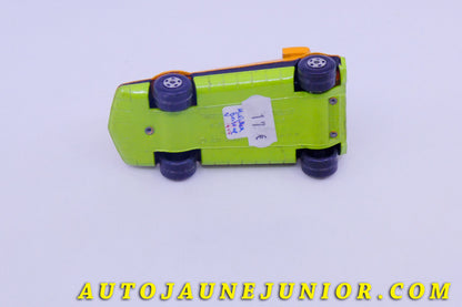 Le #5832 - Matchbox - Bertone - Runabout est en vente sur Auto Jaune Junior ! Tekno, Politoys, Mebetoys, Mercury, Joal, Diapet, Märklin, TootsieToys.Vous avez le même jouet ? Profitez de notre expertise pour vous accompagner dans la vente de vos modèles ou votre collection ! Nous achetons tous lots de miniatures ! Contactez nous ! contact@autojaunejunior.com. 