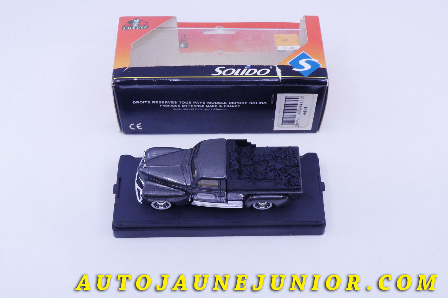 Le #6224 - Solido - Dodge - Pick Up "1940" J.Hansen est en vente sur Auto Jaune Junior ! Tekno, Politoys, Mebetoys, Mercury, Joal, Diapet, Märklin, TootsieToys.Vous avez le même jouet ? Profitez de notre expertise pour vous accompagner dans la vente de vos modèles ou votre collection ! Nous achetons tous lots de miniatures ! Contactez nous ! contact@autojaunejunior.com. 