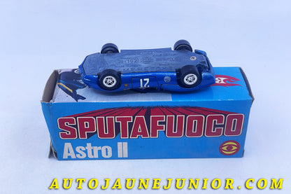 Le #6306 - Mebetoys - Chevrolet - Astro II Bruciapista est en vente sur Auto Jaune Junior ! Tekno, Politoys, Mebetoys, Mercury, Joal, Diapet, Märklin, TootsieToys.Vous avez le même jouet ? Profitez de notre expertise pour vous accompagner dans la vente de vos modèles ou votre collection ! Nous achetons tous lots de miniatures ! Contactez nous ! contact@autojaunejunior.com. 