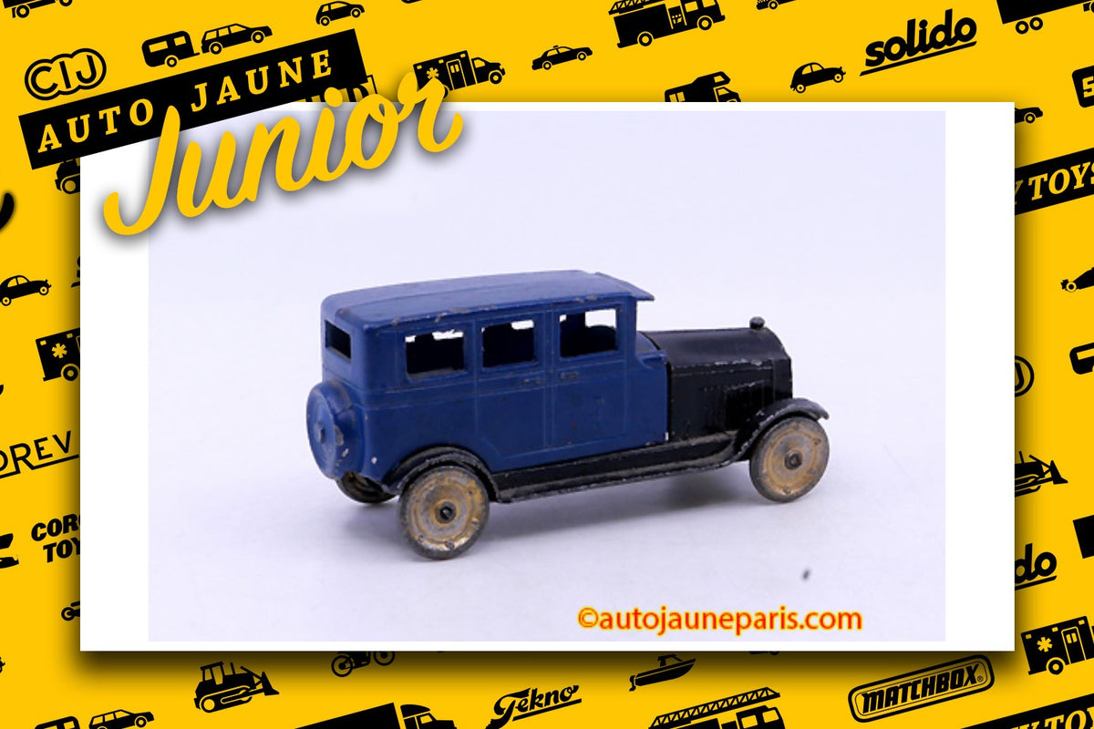 #3068 - Tootsietoys - Buick - limousine
