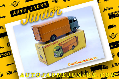 Le #2496 - Dinky Toys - Simca - Cargo fourgon est en vente sur Auto Jaune Junior ! Découvrez nos collections de diecast Minialuxe, CIJ, C-I-J, JRD, J-R-D, Matchbox, Majorette.. AutoJauneJunior.com: le site de vente en ligne et de partage pour les passionés de miniatures et collectionneurs de jouets anciens ! Des centaines de modèles en vente, et des nouveautés mises en ligne chaque jour à 21h00 !