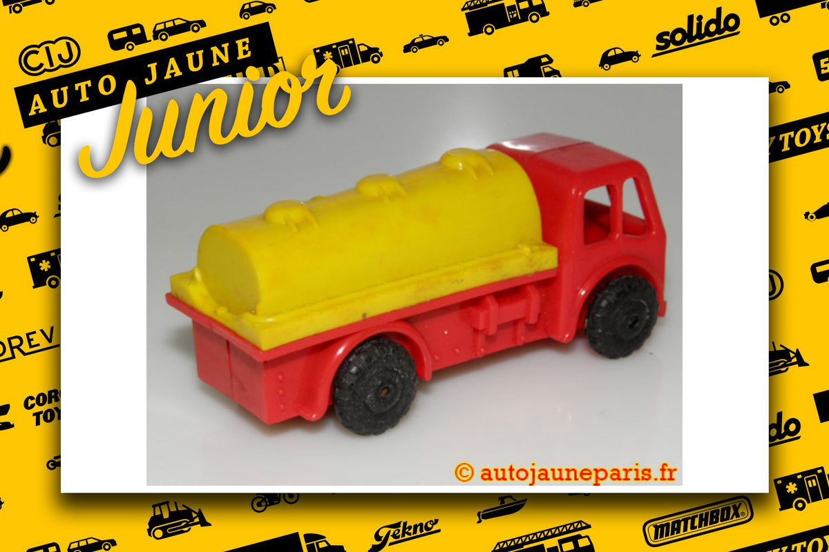 #4555 - Tri Ang Minic - AEC - camion citerne
