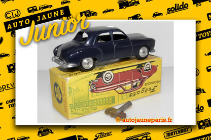 #3232 - C-I-J - Renault - Frégate calandre à barre MÉCANIQUE