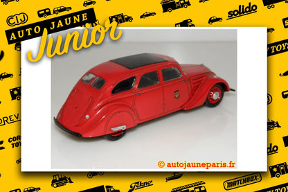 #3237 - Dubray - Peugeot - 402 pompier malle plate