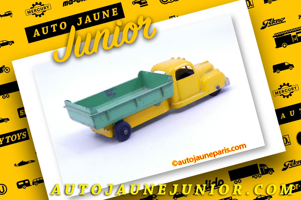 Le #1239 - Tootsietoys - Un constructeur fictif, inexistant, ou inconnu - K2 benne basculante est en vente sur Auto Jaune Junior ! Découvrez nos collections de diecast Minialuxe, CIJ, C-I-J, JRD, J-R-D, Matchbox, Majorette.. AutoJauneJunior.com: le site de vente en ligne et de partage pour les passionés de miniatures et collectionneurs de jouets anciens ! Des centaines de modèles en vente, et des nouveautés mises en ligne chaque jour à 21h00 !