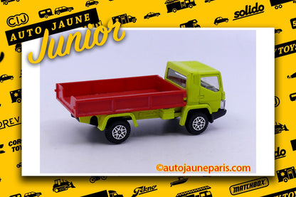 Le #2664 - Dinky Toys GB - Camion - Convoy ridelle est en vente sur Auto Jaune Junior ! Découvrez nos collections de diecast Minialuxe, CIJ, C-I-J, JRD, J-R-D, Matchbox, Majorette.. AutoJauneJunior.com: le site de vente en ligne et de partage pour les passionés de miniatures et collectionneurs de jouets anciens ! Des centaines de modèles en vente, et des nouveautés mises en ligne chaque jour à 21h00 !