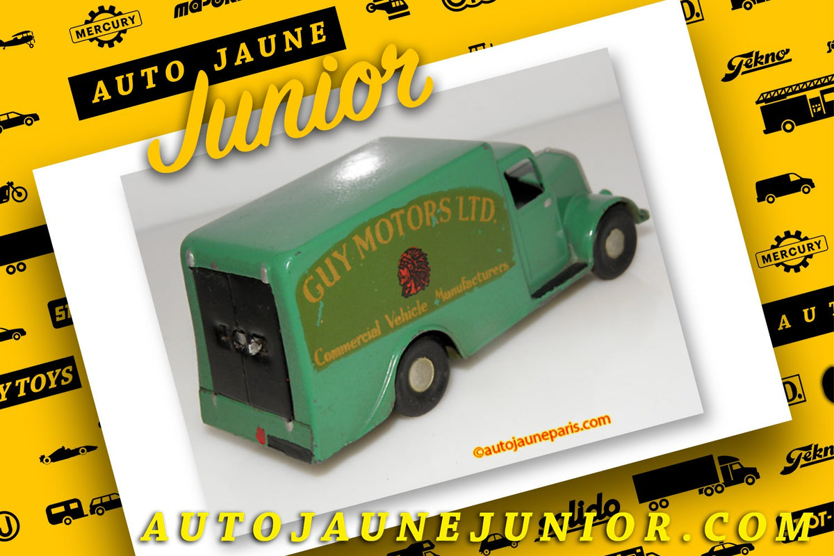 Le #2517 - Chad Valley - Guy - fourgon tôlé "Guy Motors Ltd" est en vente sur Auto Jaune Junior ! Découvrez nos collections de diecast Minialuxe, CIJ, C-I-J, JRD, J-R-D, Matchbox, Majorette.. AutoJauneJunior.com: le site de vente en ligne et de partage pour les passionés de miniatures et collectionneurs de jouets anciens ! Des centaines de modèles en vente, et des nouveautés mises en ligne chaque jour à 21h00 !