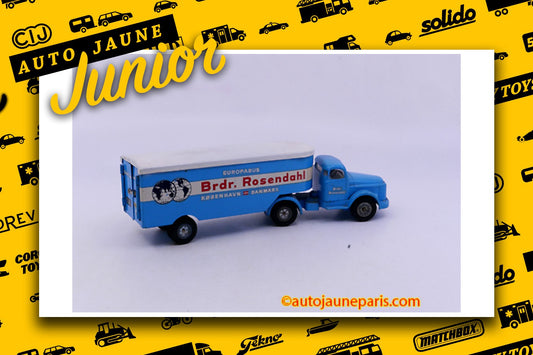 Le #2675 - Tekno - Volvo - N88 semi remorque "Brdr Rosendahl" est en vente sur Auto Jaune Junior ! Découvrez nos collections de diecast Minialuxe, CIJ, C-I-J, JRD, J-R-D, Matchbox, Majorette.. AutoJauneJunior.com: le site de vente en ligne et de partage pour les passionés de miniatures et collectionneurs de jouets anciens ! Des centaines de modèles en vente, et des nouveautés mises en ligne chaque jour à 21h00 !