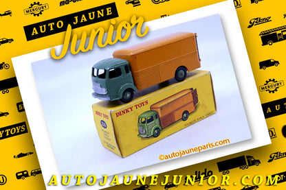 Le #2496 - Dinky Toys - Simca - Cargo fourgon est en vente sur Auto Jaune Junior ! Découvrez nos collections de diecast Dinky-Toys, Corgi, Corgi-Toys, Solido, Norev.. Découvrez notre magasin physique, AutoJaune Paris, ouvert en 1984 par Vincent Espinasse. 41 rue Cavendish, 75019 Paris. Tel: 01 42 40 61 23. Ouvert les mardi et vendredi de 13h à 19h.