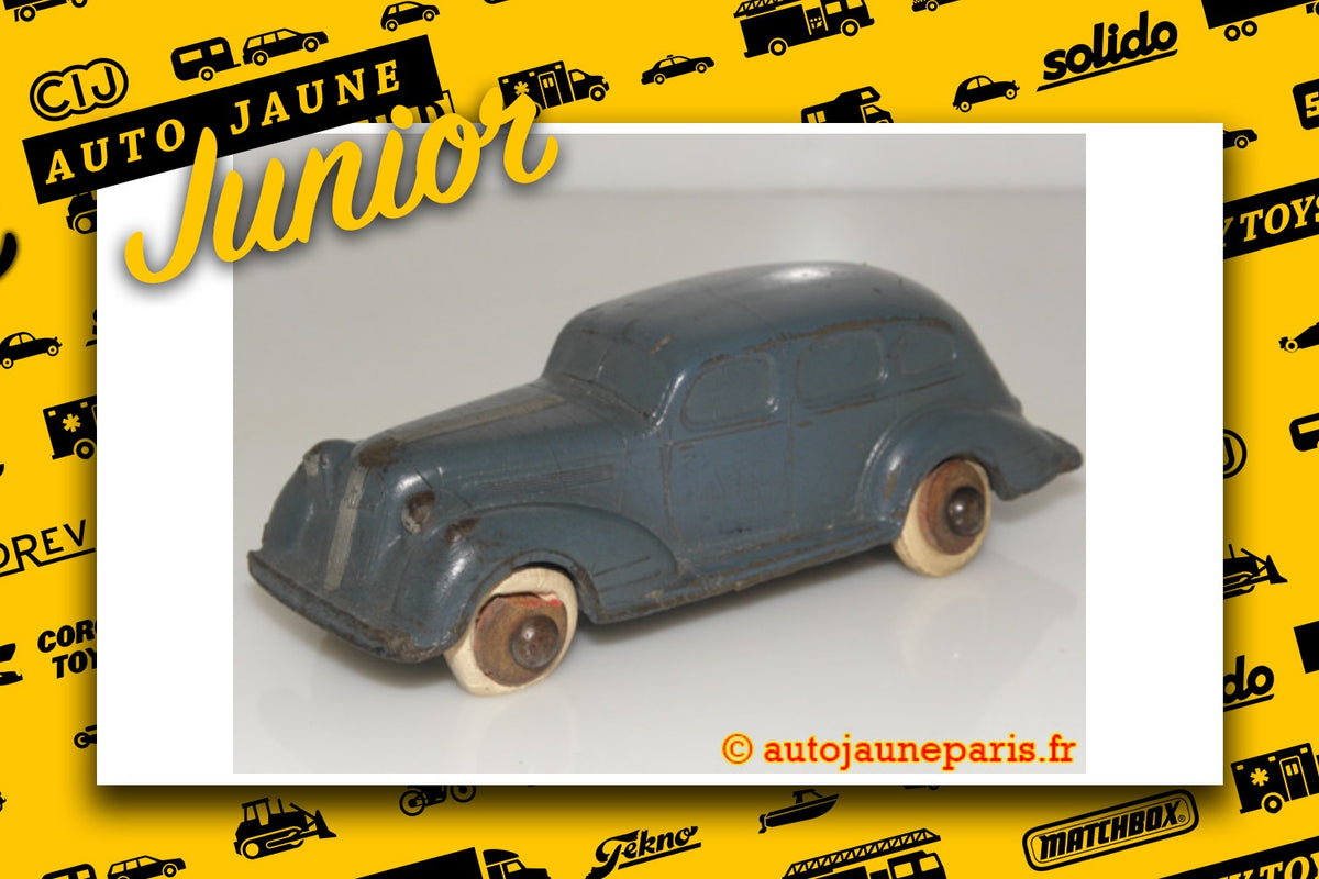 #4911 - Perfect Rubber - Pontiac - limousine 1936