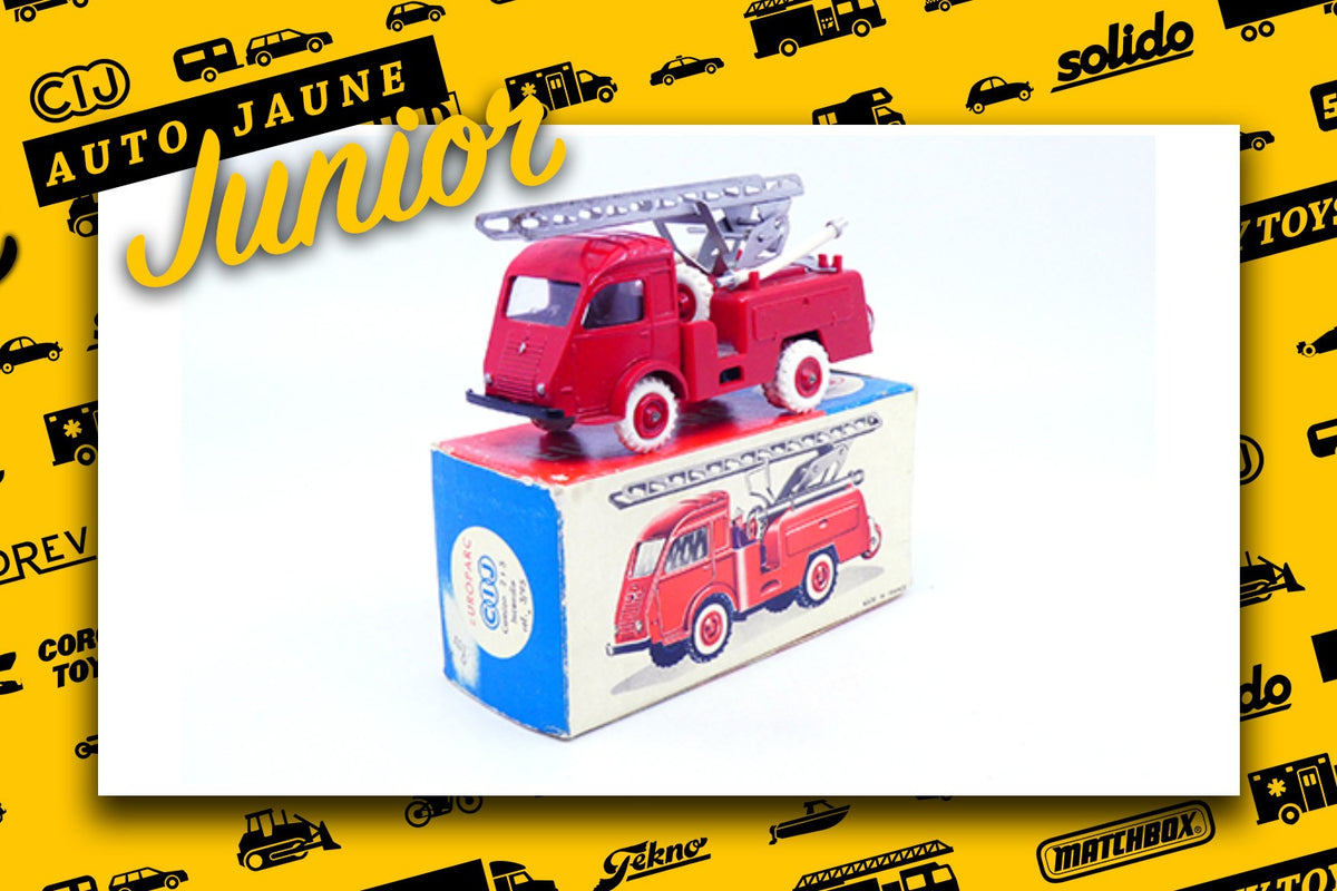 #3235 - C-I-J - Renault - 2,5t premier secours pompier