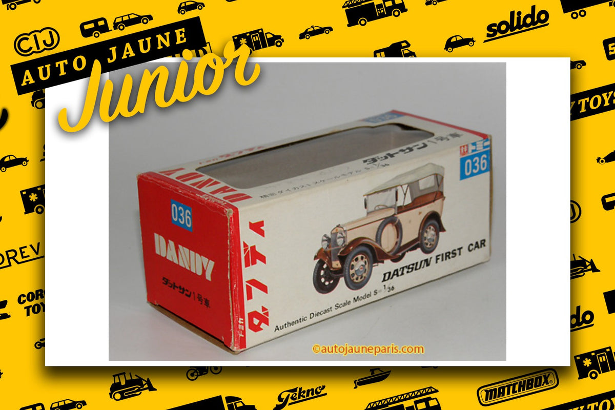 #2546 - Tomica - Datsun - First car